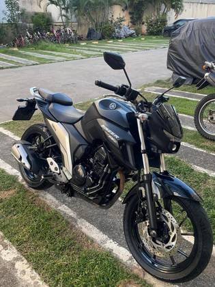 YAMAHA FZ25 FAZER ABS YAMAHA FZ25 FAZER ABS